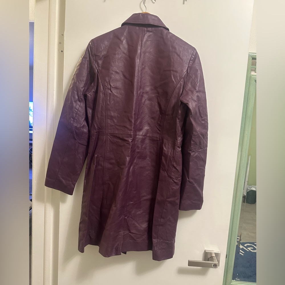 Metrostyle Women’s Purple Leather Trench Coat - Picture 2 of 5